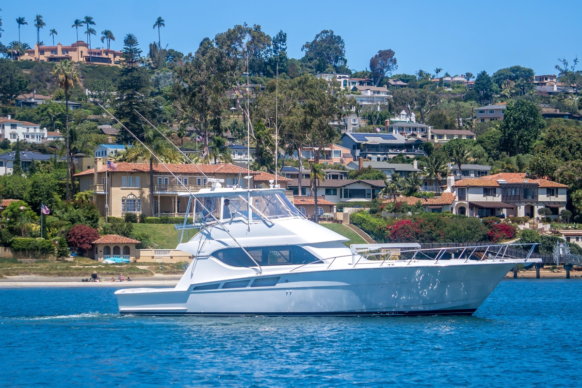 2001 Hatteras 55 Convertible - Sold Boat