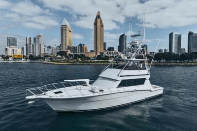 BOATZON | Hatteras 58 Convertible 1990
