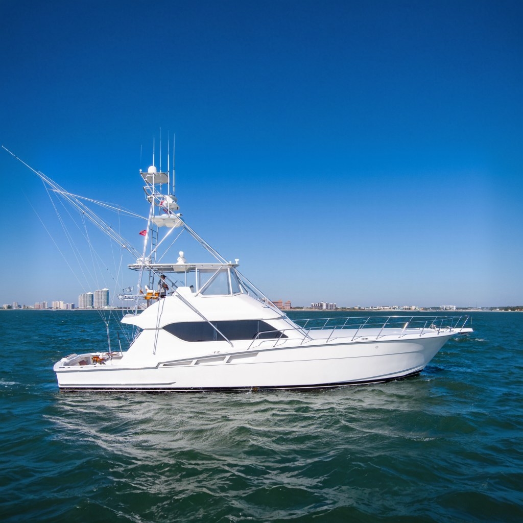 1998 Hatteras 60 Convertible - Sold Boat