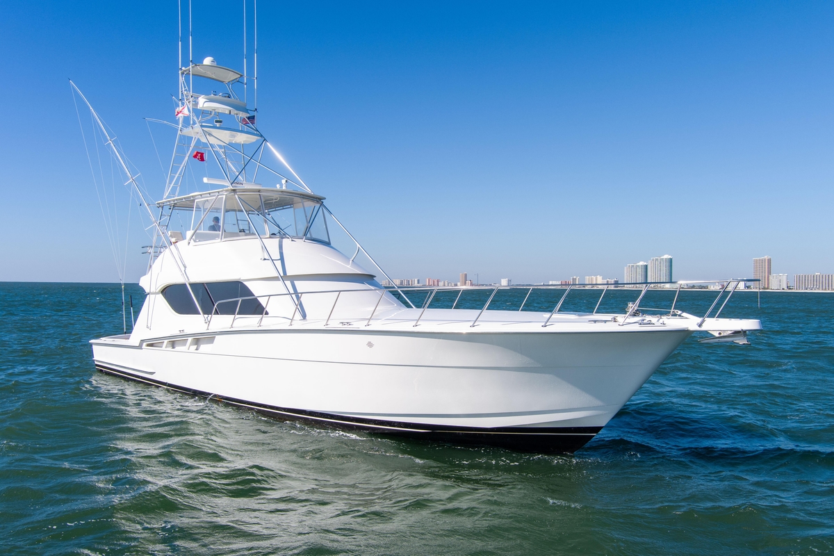 1998 Hatteras 60 Convertible - Sold Boat