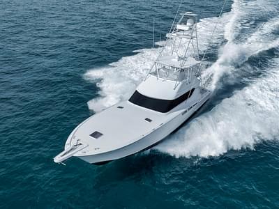 BOATZON | Hatteras 60 Convertible 1999