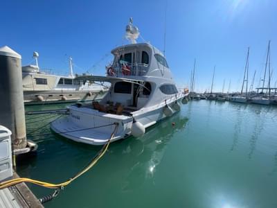 BOATZON | Hatteras 63 GT Enclosed Bridge 2013