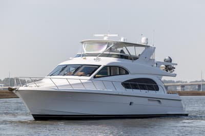 BOATZON | Hatteras 64 Motor Yacht 2008