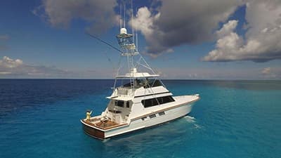 BOATZON | Hatteras 65 Convertible 1988