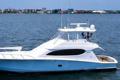 BOATZON | Hatteras 68 Convertible 2007 BOATZON | Hatteras 68 Convertible 2007