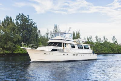 BOATZON | Hatteras 70 Cockpit Motor Yacht 1987