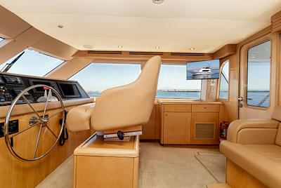 BOATZON | Hatteras 70 Convertible 2000 BOATZON | Hatteras 70 Convertible 2000