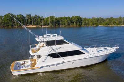 BOATZON | Hatteras 70 Convertible 2003 BOATZON | Hatteras 70 Convertible 2003