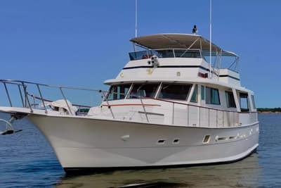 BOATZON | Hatteras 70 Motor Yacht 1980
