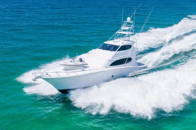 BOATZON | Hatteras 77 Convertible 2008