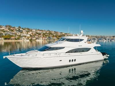 BOATZON | Hatteras 80 Motor Yacht 2006