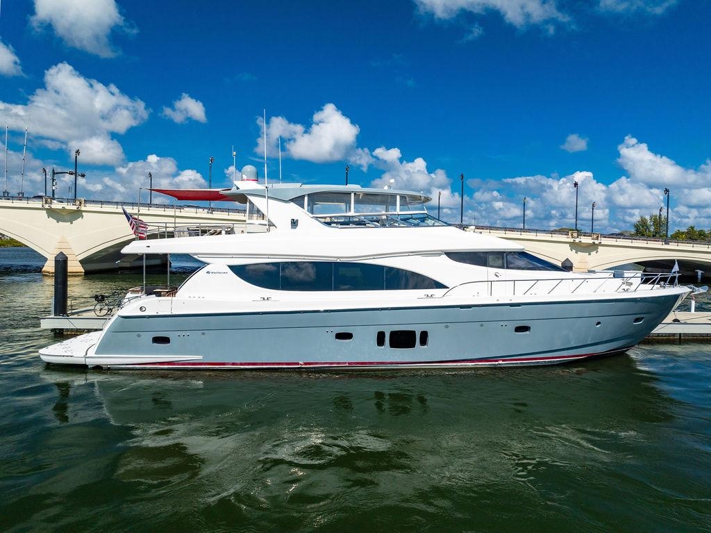 2013 Hatteras 80 Motor Yacht - Sold Boat