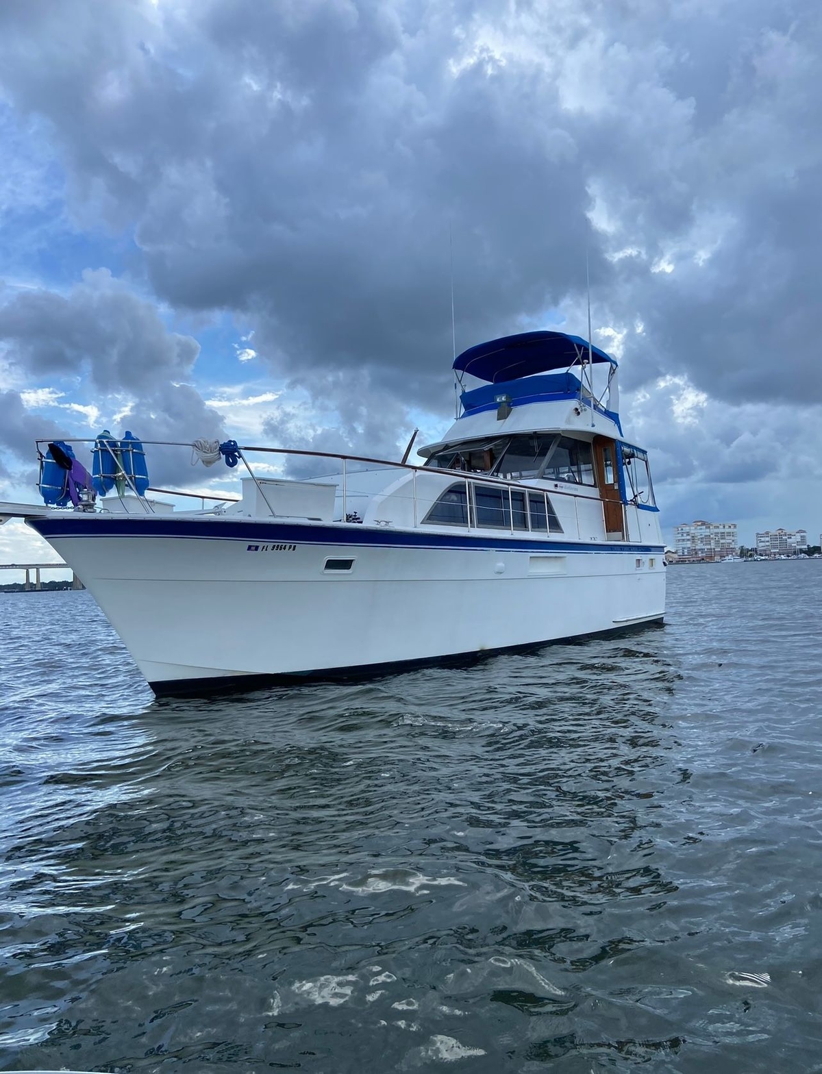 1976 Hatteras Double Cabin - Sold Boat