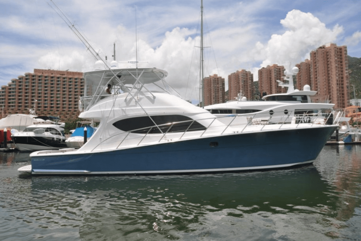 2015 Hatteras GT63 - Sold Boat
