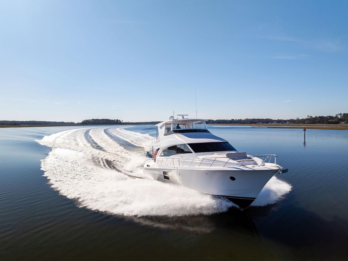 2016 Hatteras M60 - Sold Boat