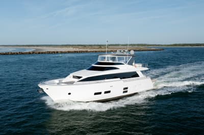 BOATZON | Hatteras M75 Panacera 2017