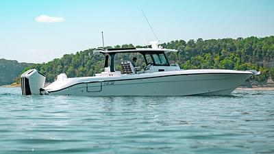 BOATZON | HCB 42 Lujo 2024