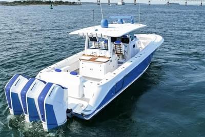 BOATZON | HCB 42 Lujo 2025 BOATZON | HCB 42 Lujo 2025