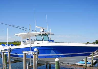 BOATZON | HCB 42 LUJO 2025