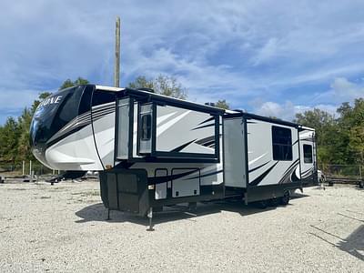 BOATZON | Heartland Cyclone 4007 2021