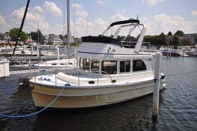 BOATZON | Helmsman Trawlers 31 Sedan 2015 BOATZON | Helmsman Trawlers 31 Sedan 2015