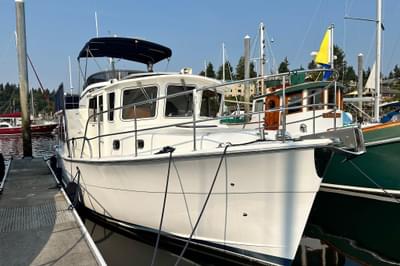 BOATZON | Helmsman Trawlers 38 Pilothouse 2008 BOATZON | Helmsman Trawlers 38 Pilothouse 2008