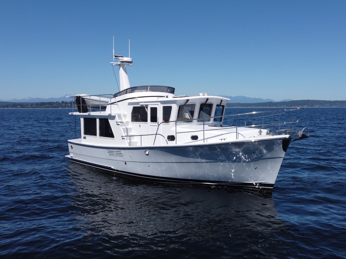 2019 Helmsman Trawlers 38E - Sold Boat