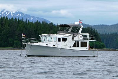 BOATZON | Helmsman Trawlers 38E Pilothouse 2024 BOATZON | Helmsman Trawlers 38E Pilothouse 2024