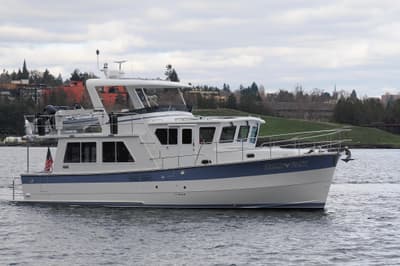BOATZON | Helmsman Trawlers 43E PILOTHOUSE 2024