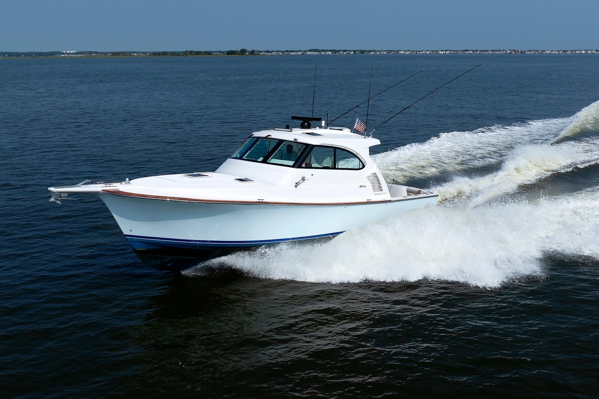 2023 Henriques 42 Express Hardtop - Sold Boat