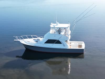 BOATZON | Henriques 42 Flybridge 2027