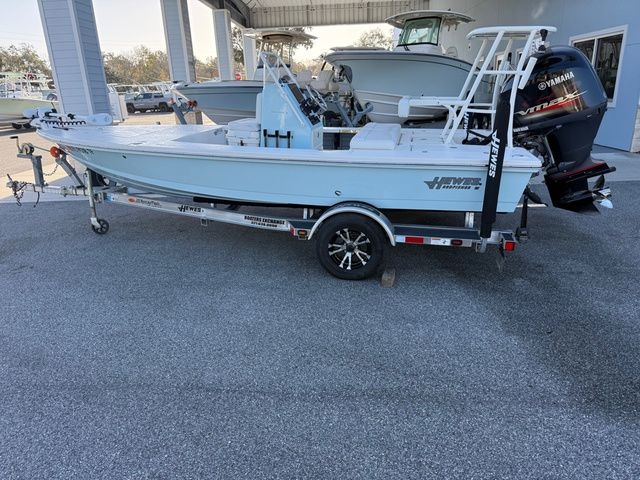 2022 Hewes 18 Redfisher - Sold Boat