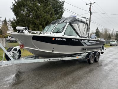 BOATZON | Hewes Craft 210 Sea Runner 2022