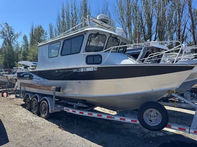 BOATZON | Hewes Craft 26 PACIFIC EXPLORER 2015 BOATZON | Hewes Craft 26 PACIFIC EXPLORER 2015