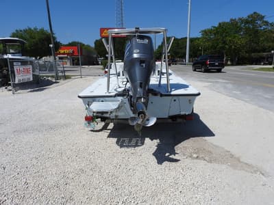 BOATZON | Hewes Hewes 19 Redfisher 1996