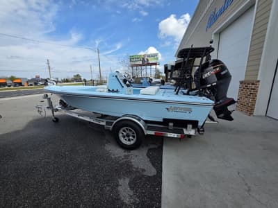 BOATZON | Hewes Redfisher 16 2026