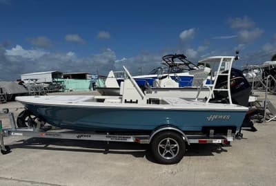 BOATZON | Hewes Redfisher 16 2026