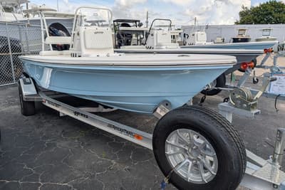 BOATZON | Hewes Redfisher 16 2027