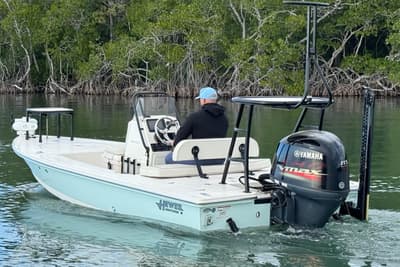 BOATZON | Hewes Redfisher 18 2018