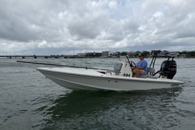 BOATZON | Hewes Redfisher 18 2020