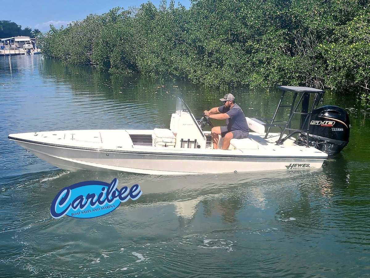 2026 Hewes Redfisher 18 - Sold Boat