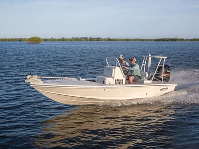 BOATZON | Hewes Redfisher 18 2027