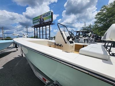 BOATZON | Hewes Redfisher 21 2021