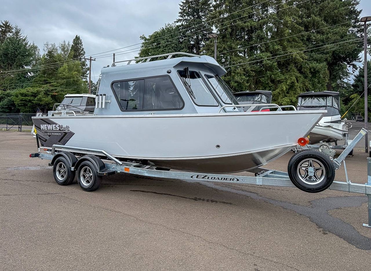 2026 Hewescraft 210 Sea Runner Hard Top - Sold Boat