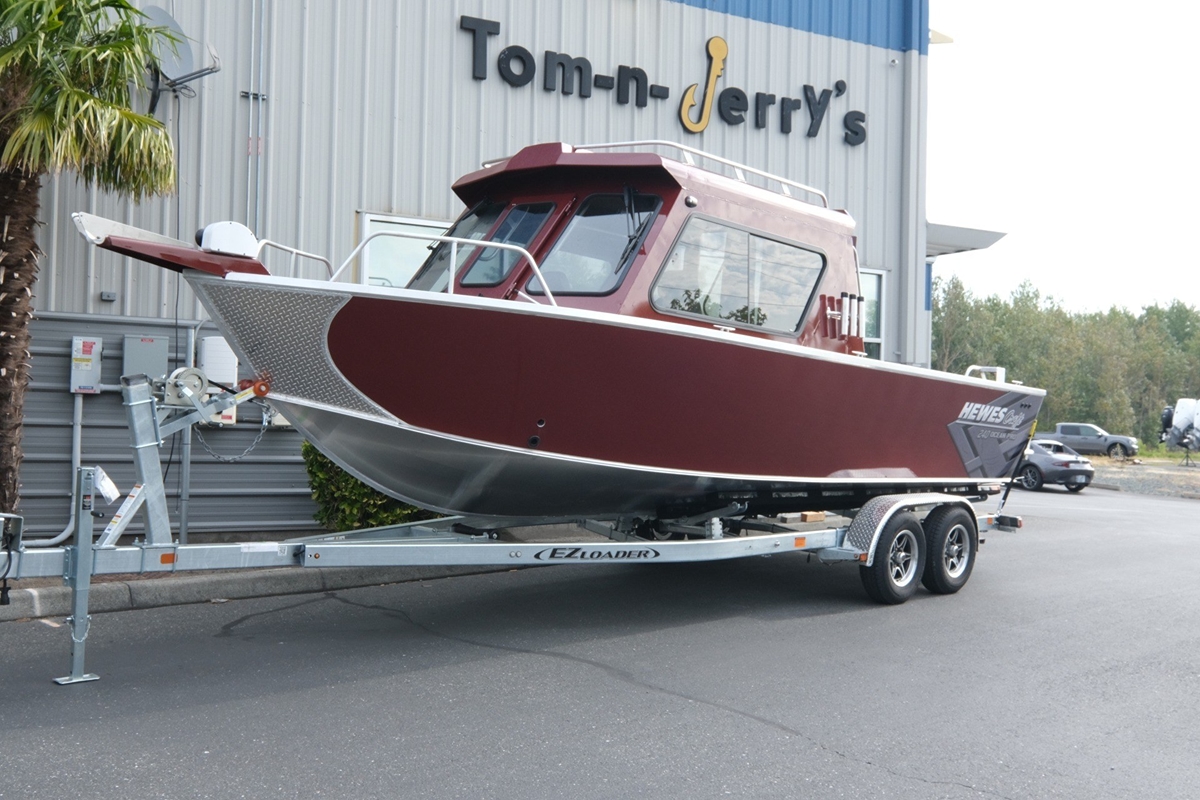 2027 Hewescraft 240 Ocean Pro ET Hard Top - Sold Boat