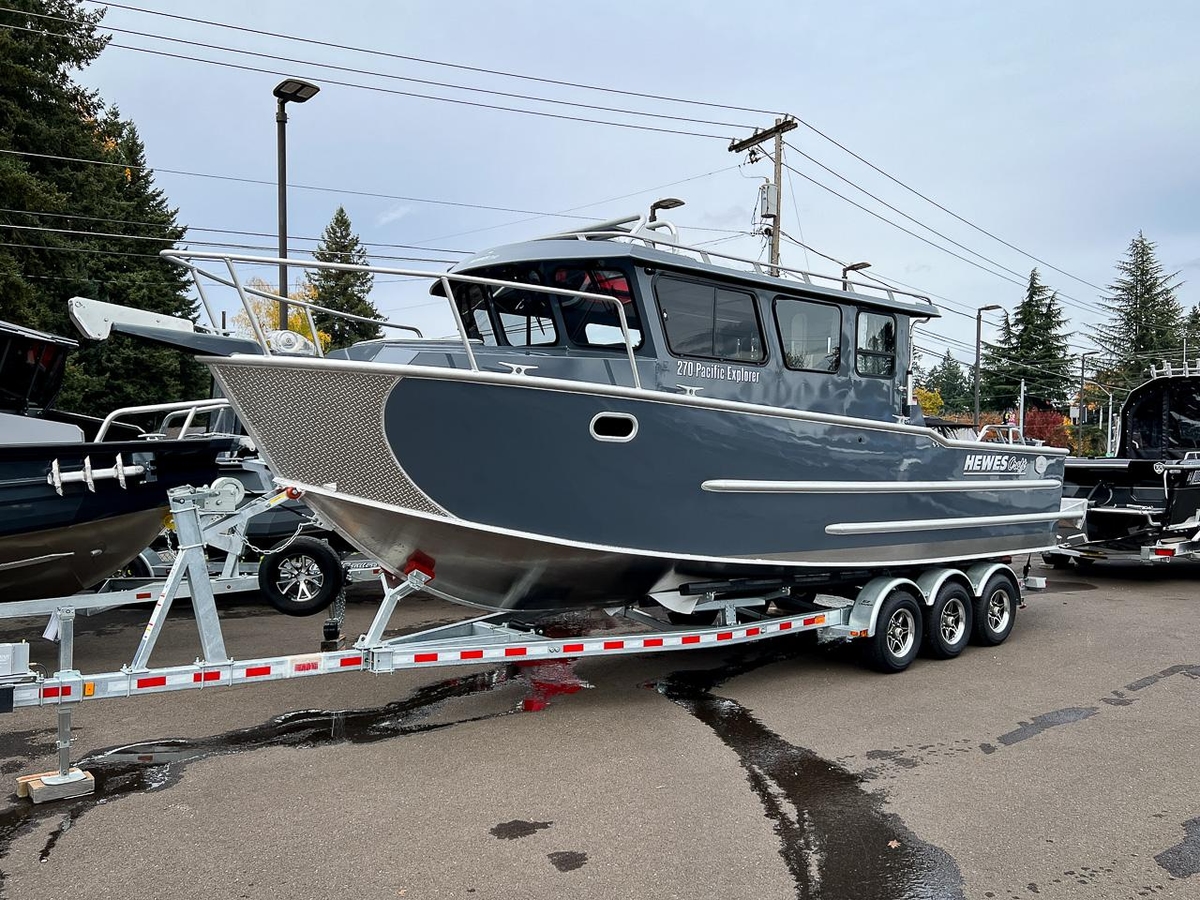 2026 Hewescraft 270 Pacific Explorer - Sold Boat