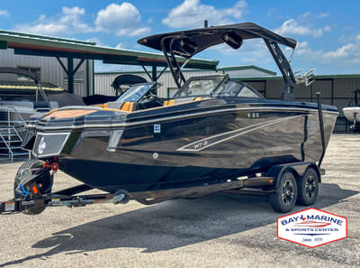 BOATZON | Heyday Wake Boats WT2DC 2021