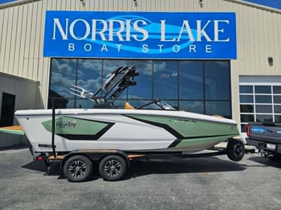 BOATZON | HEYDAY WAKE BOATS WT2DC 2023