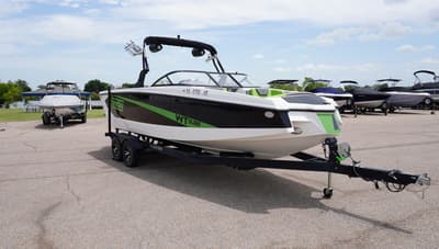 BOATZON | Heyday Wake Boats WTSURF 2018