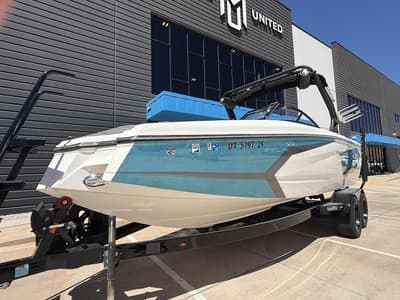 BOATZON | Heyday Wake Boats WTSURF 2024
